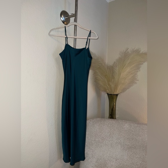 Satin emerald green slip dress - Picture 2 of 3